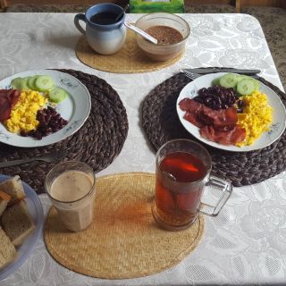 Moc lepších snídaní neznám...možná tak kaviár a šampus